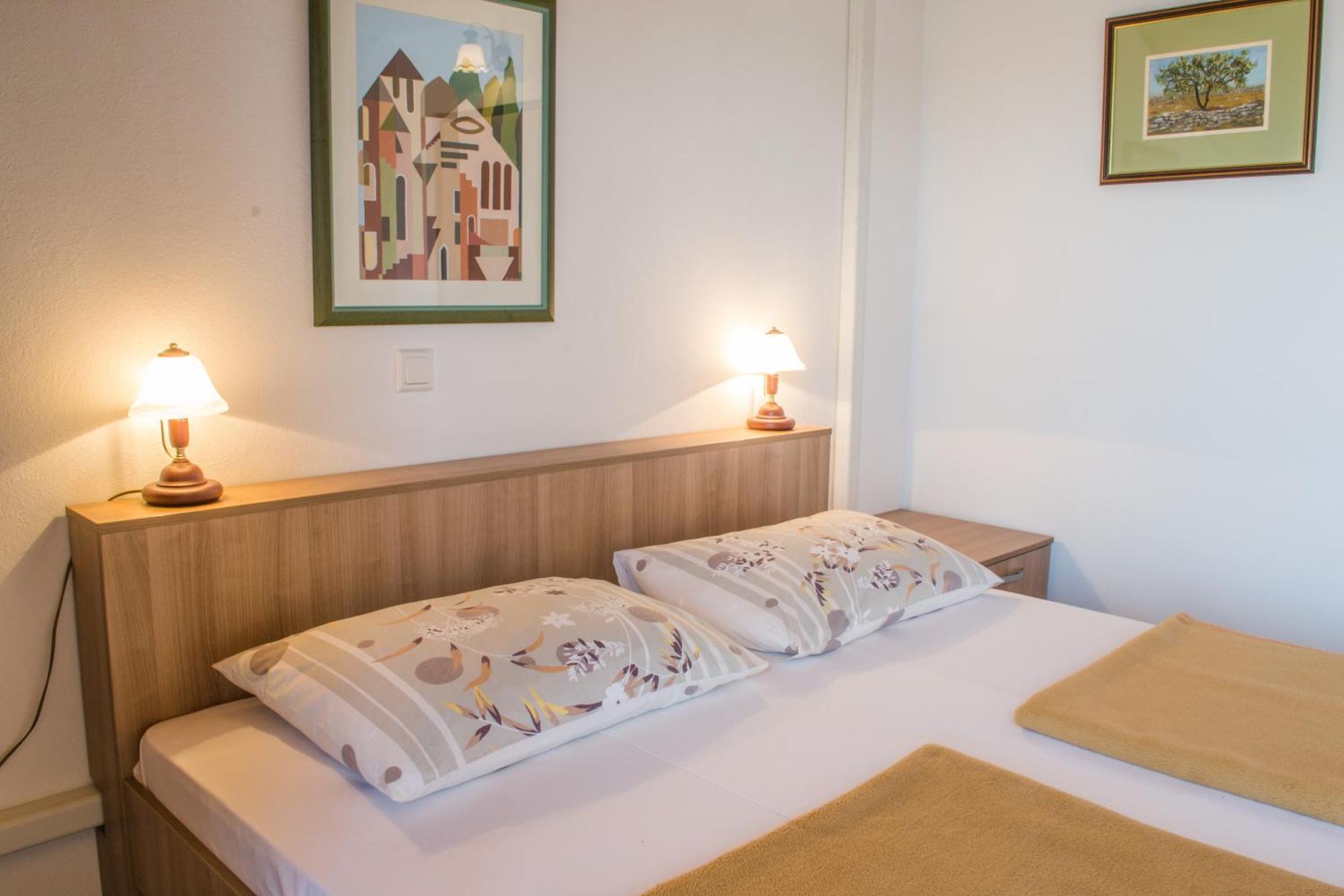 Javoran Zvonko 690a Apartment Banjol