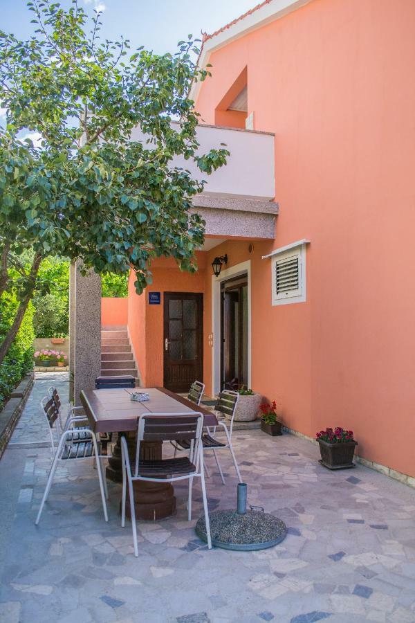 Javoran Zvonko 690a Apartamento *